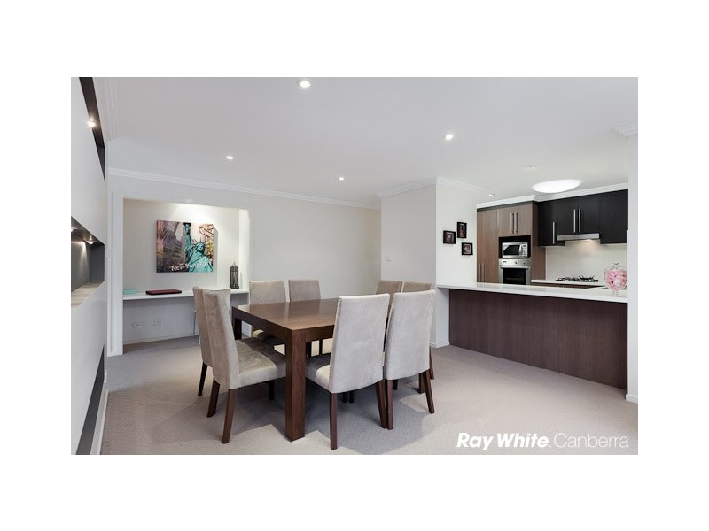 32 Jeanne Young Circuit, Mckellar ACT 2617