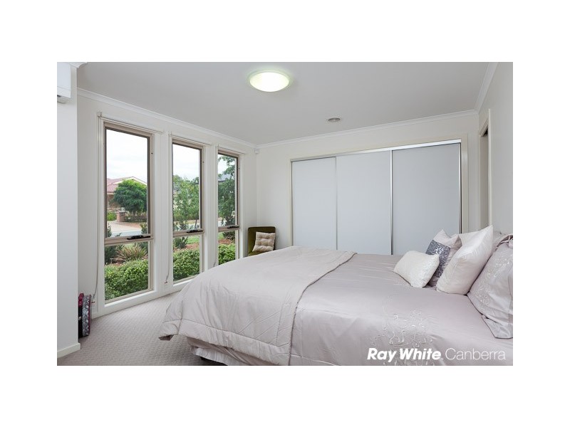 32 Jeanne Young Circuit, Mckellar ACT 2617