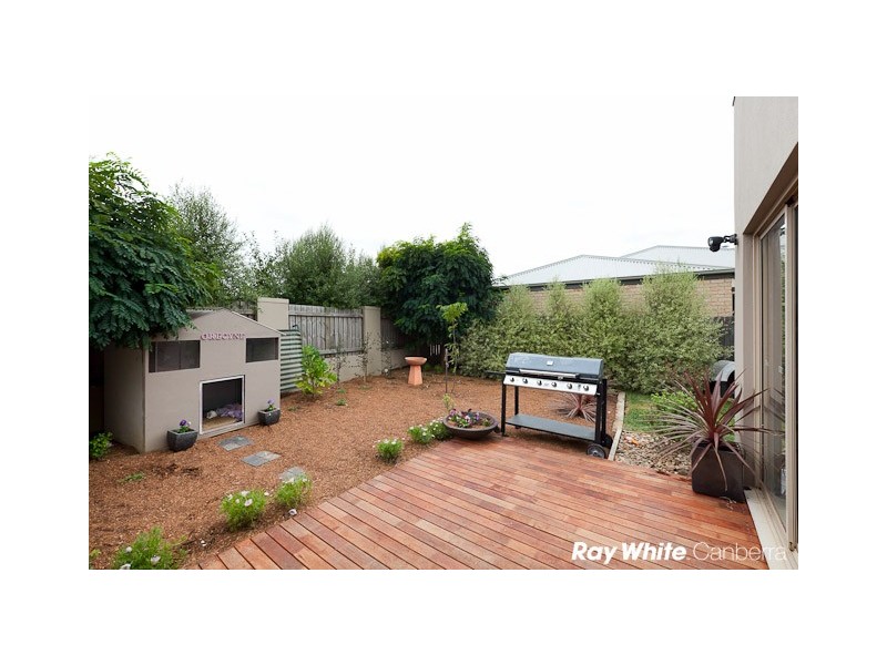 32 Jeanne Young Circuit, Mckellar ACT 2617