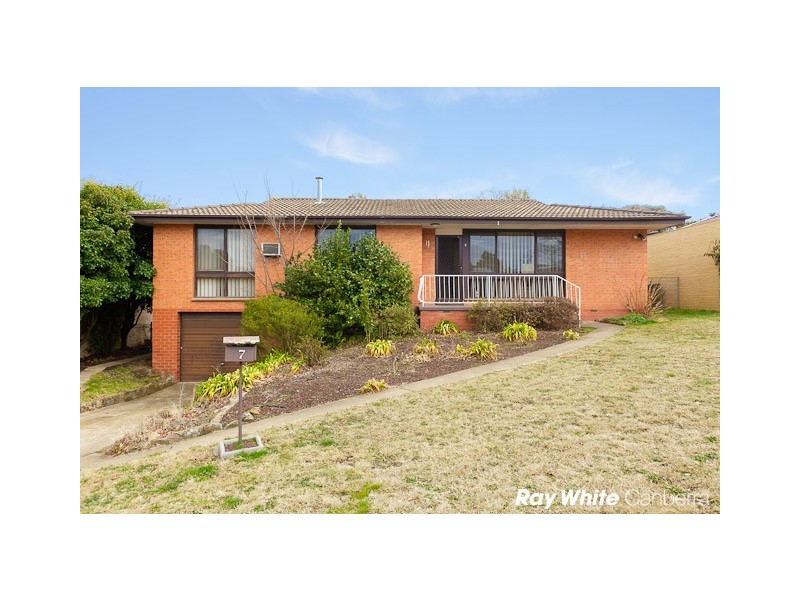 7 Tanner Place, Kambah ACT 2902