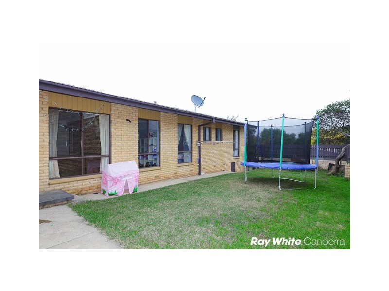 24 Epenarra Close, Hawker ACT 2614