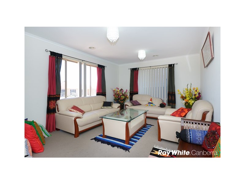 6 Hewett Crescent, Franklin ACT 2913
