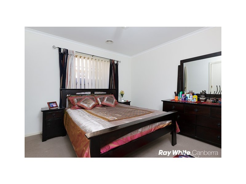 6 Hewett Crescent, Franklin ACT 2913