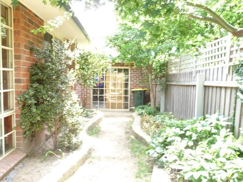 27 Annan Close, Amaroo ACT 2914