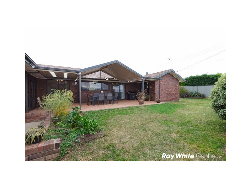 14 Bancks Crescent, Mckellar ACT 2617