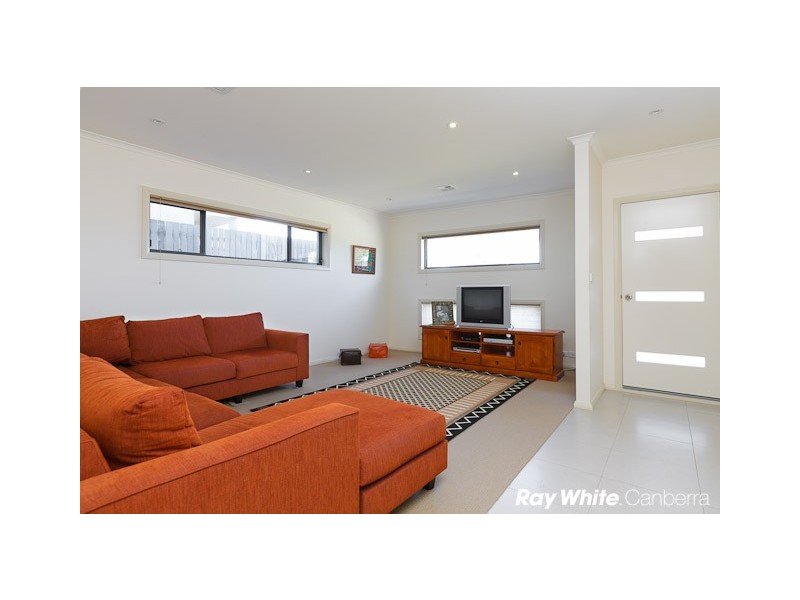 29 Amy Ackman Street, Forde ACT 2914