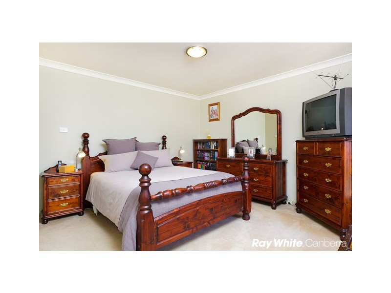 18 Corringle Close, Amaroo ACT 2914