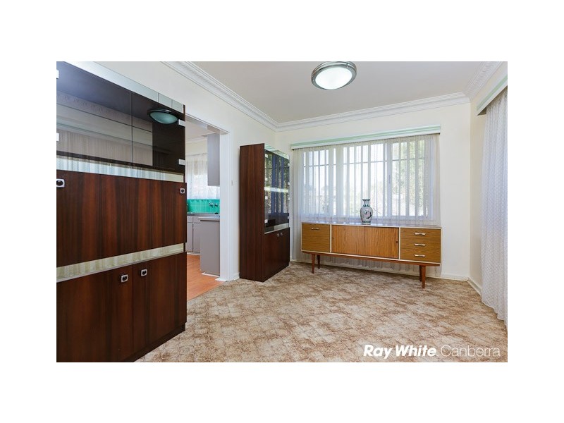 22 Tallara Parkway, Narrabundah ACT 2604