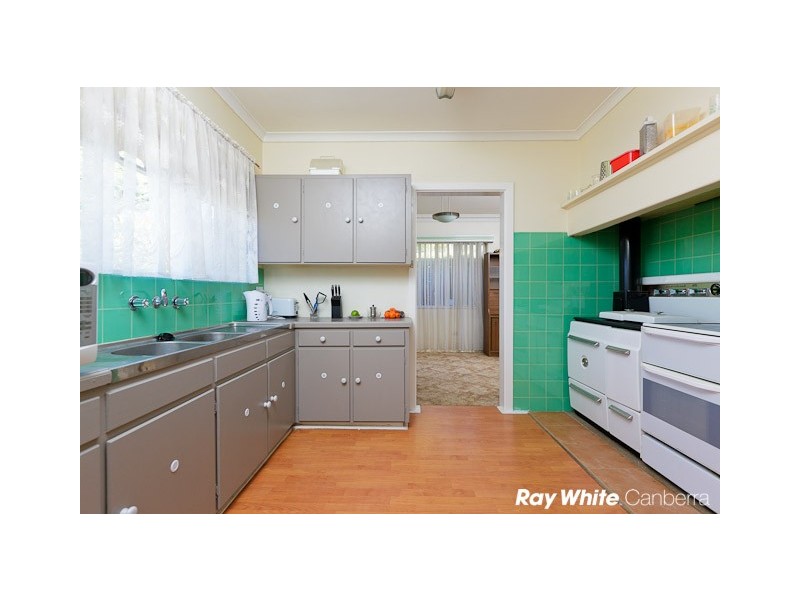 22 Tallara Parkway, Narrabundah ACT 2604