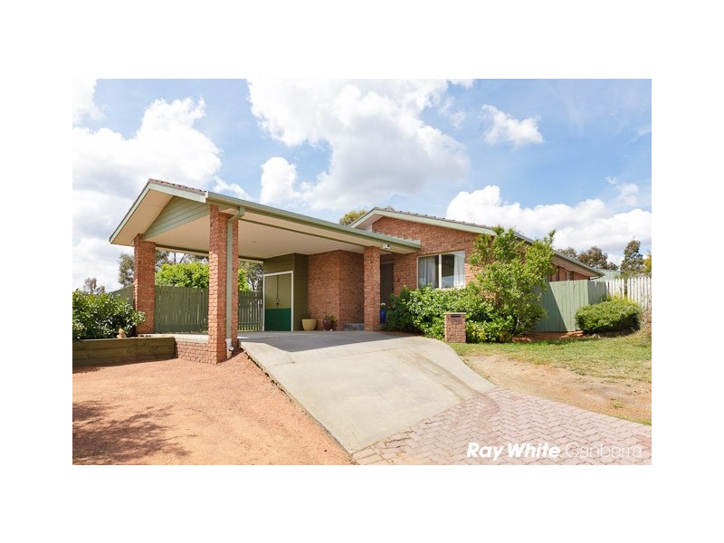 10 Dyara Close, Ngunnawal ACT 2913