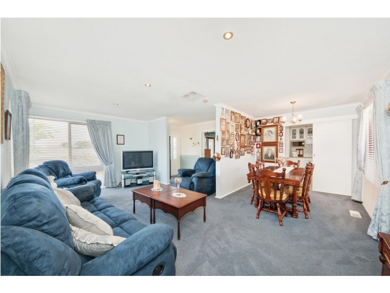 73 Copland Drive, Melba ACT 2615