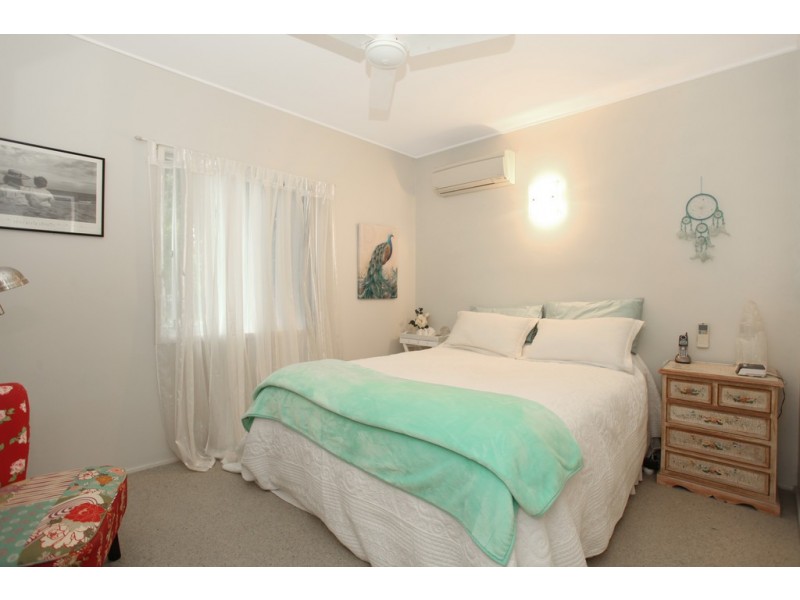 3 Quail St, Slade Point QLD 4740