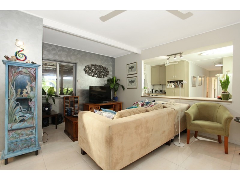 3 Quail St, Slade Point QLD 4740