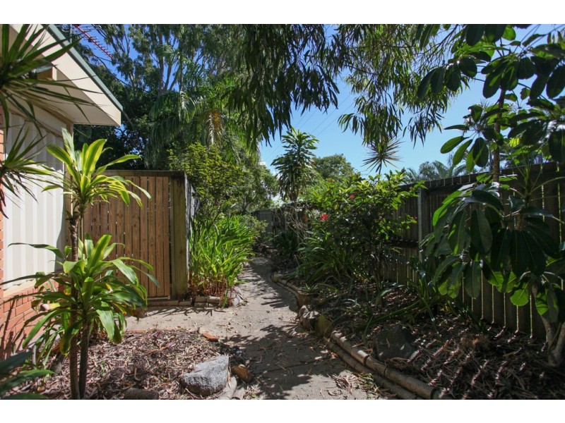 3 Quail St, Slade Point QLD 4740
