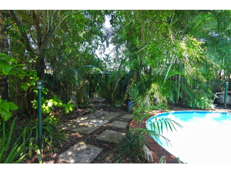 3 Quail St, Slade Point QLD 4740