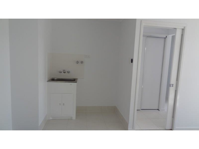 34 Newport Parade, Blacks Beach QLD 4740