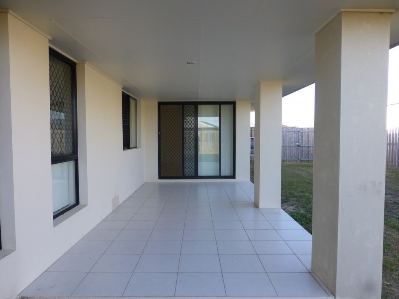 49 Galleon Circuit, Shoal Point QLD 4750