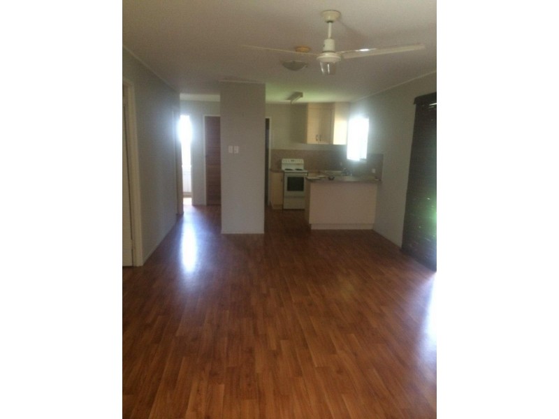 5 Stott street, Bucasia QLD 4750