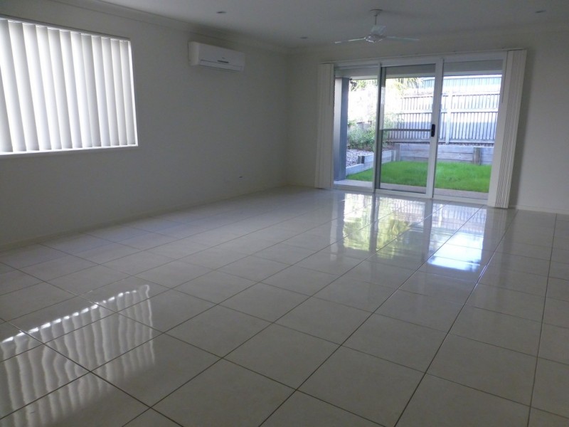 25 Gladstone Street, Eimeo QLD 4740