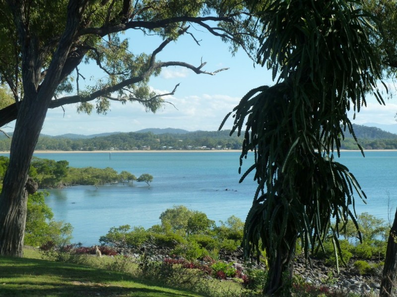 33 Blue Beach Blvd, Haliday Bay QLD 4740