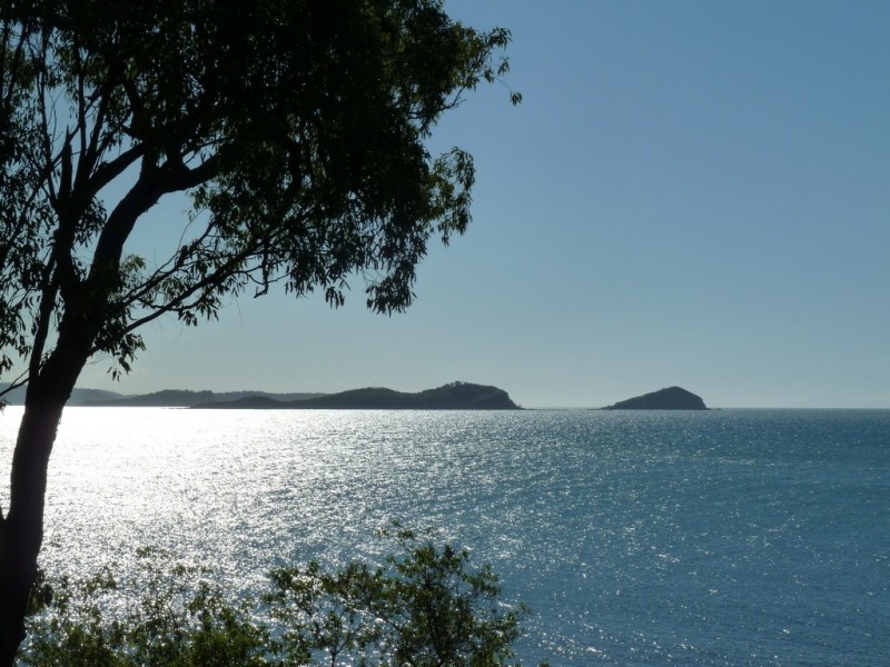 33 Blue Beach Blvd, Haliday Bay QLD 4740