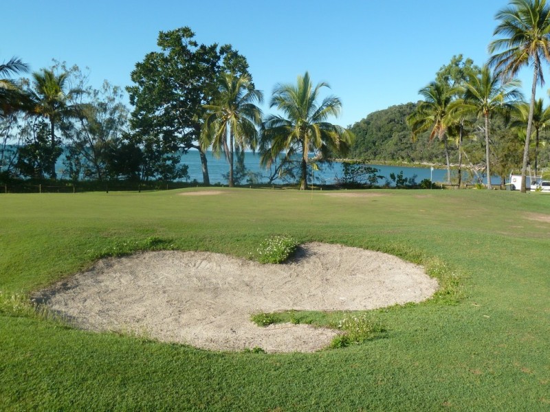 33 Blue Beach Blvd, Haliday Bay QLD 4740