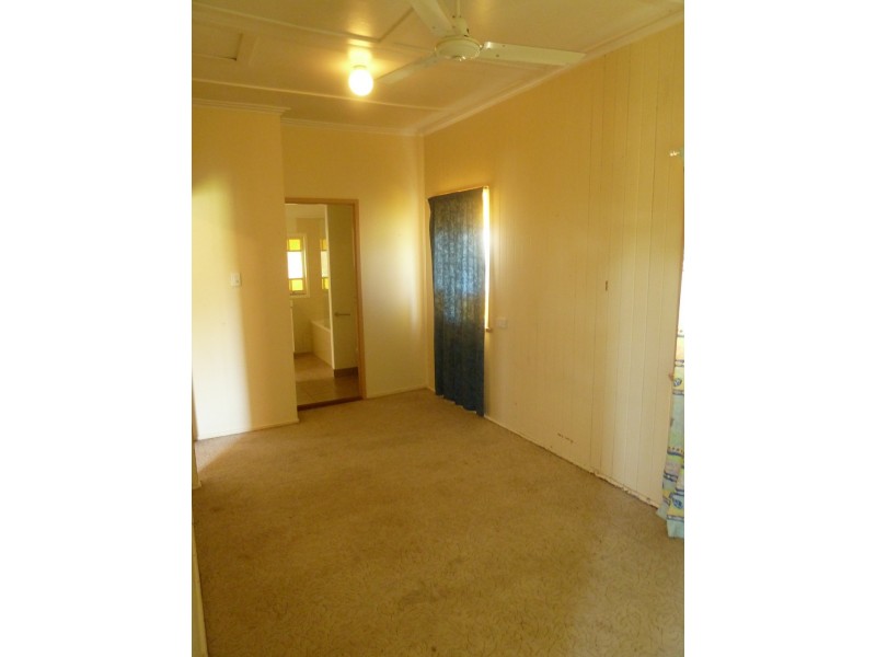 21 Hucker Street, Mackay QLD 4740