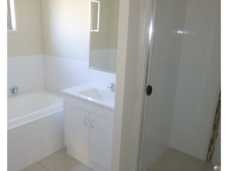 68 Scarborough Circuit, Blacks Beach QLD 4740