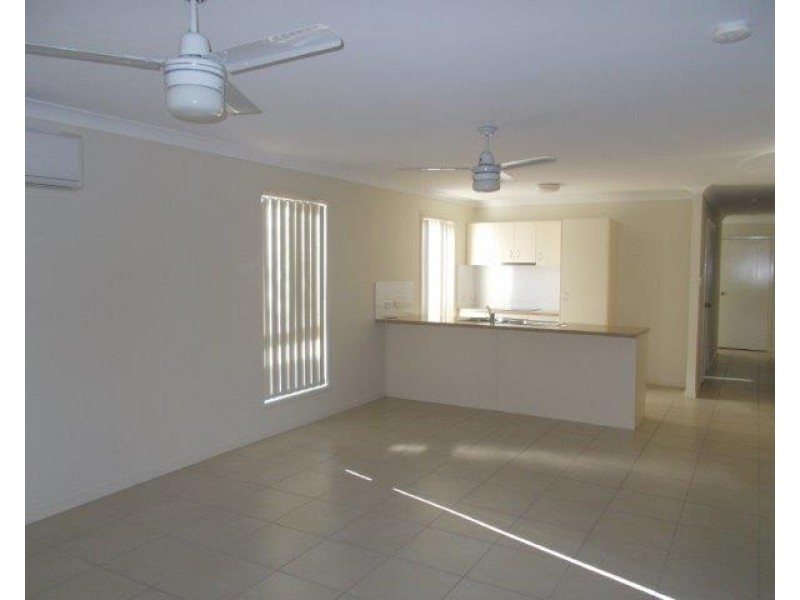 6 Holloways Court, Blacks Beach QLD 4740