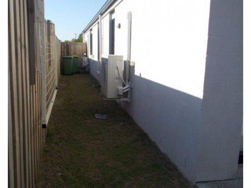 6 Holloways Court, Blacks Beach QLD 4740