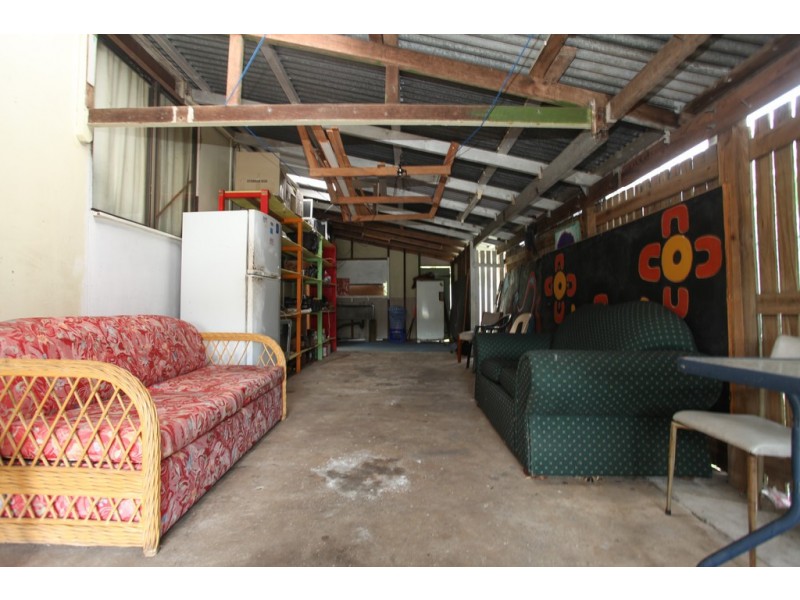 11 Lynch Street, East Mackay QLD 4740