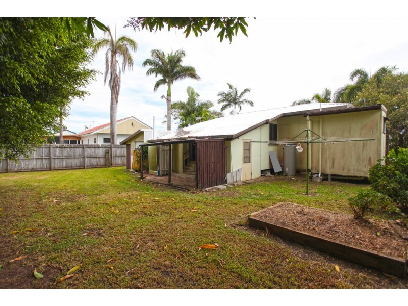11 Lynch Street, East Mackay QLD 4740