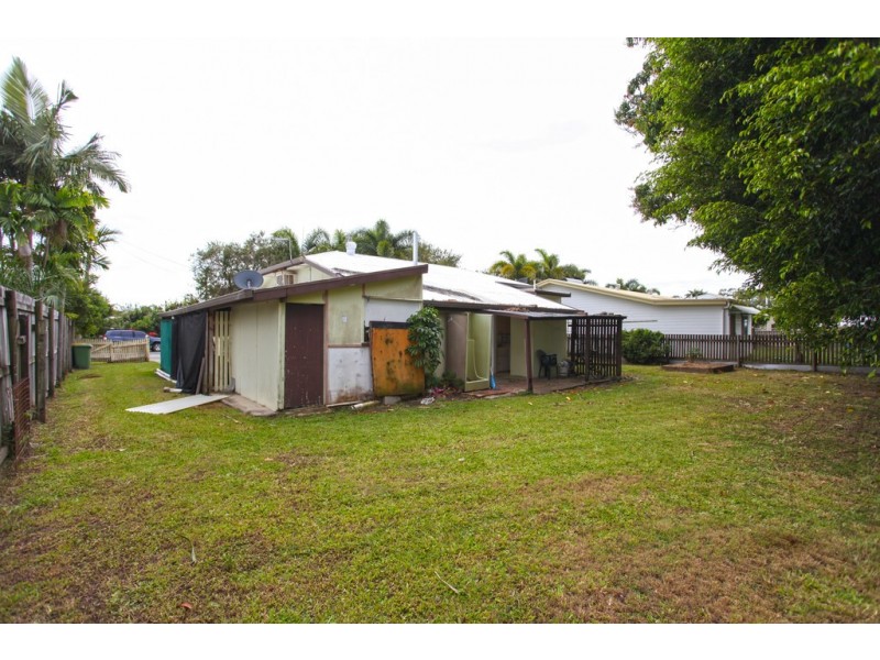 11 Lynch Street, East Mackay QLD 4740
