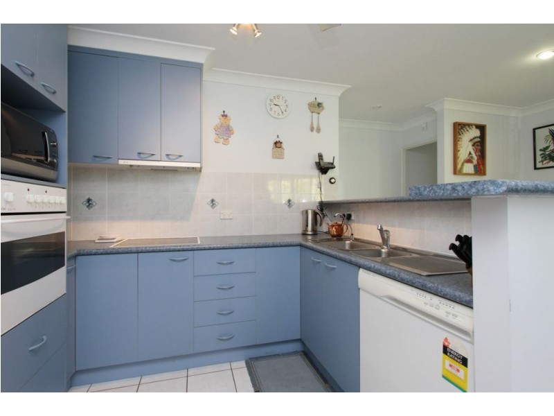 2 Ryan Court, Rural View QLD 4740