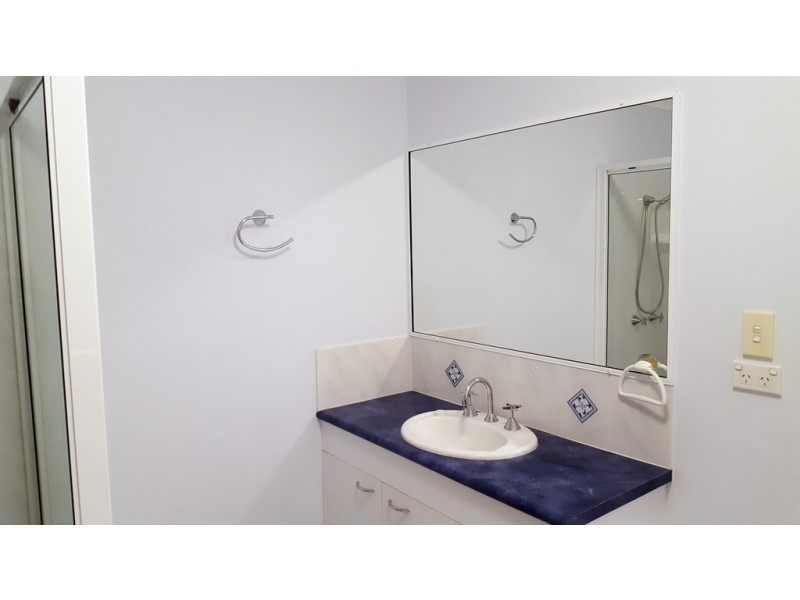 2 Ryan Court, Rural View QLD 4740