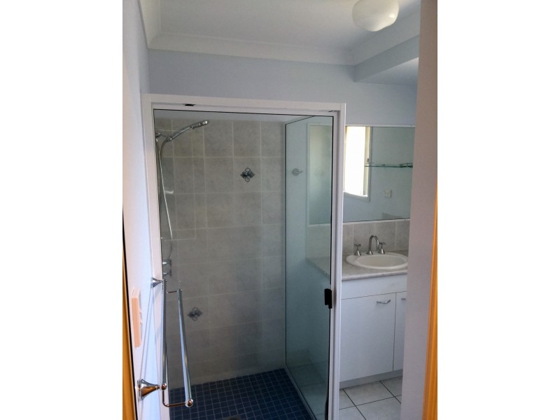 2 Ryan Court, Rural View QLD 4740