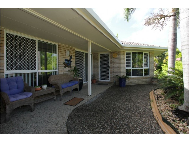 2 Ryan Court, Rural View QLD 4740