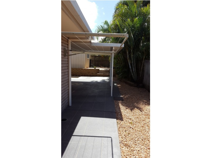 2 Ryan Court, Rural View QLD 4740