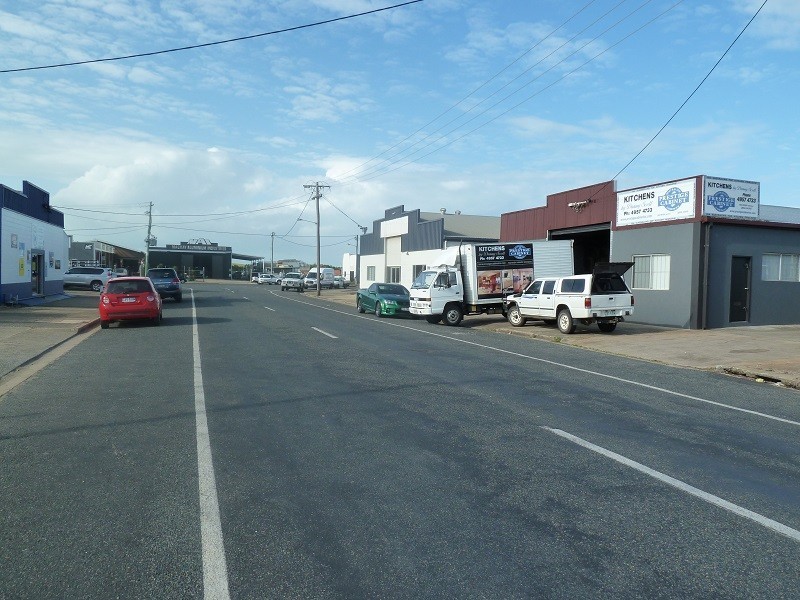 6 McCulloch Street, North Mackay QLD 4740