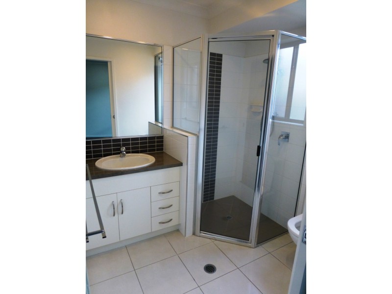 2/42 Eileen Street, Walkerston QLD 4751