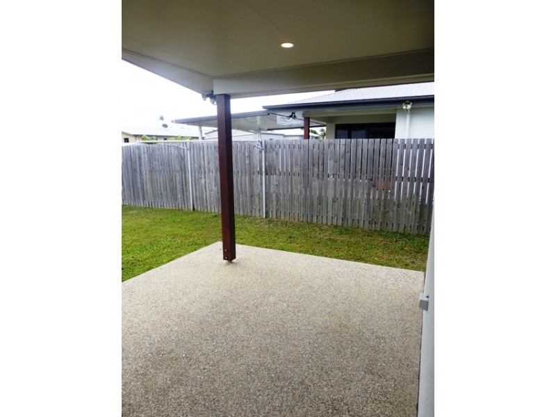 2/42 Eileen Street, Walkerston QLD 4751