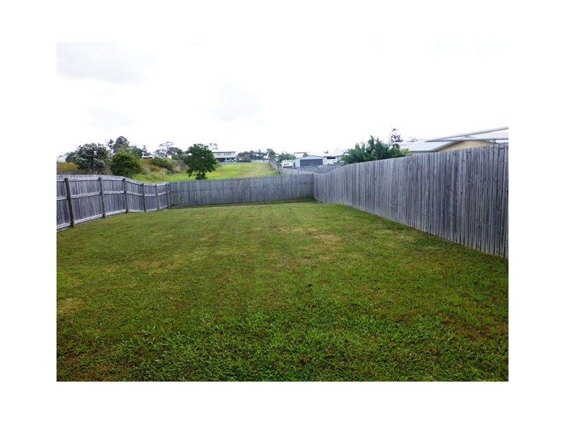 2/42 Eileen Street, Walkerston QLD 4751