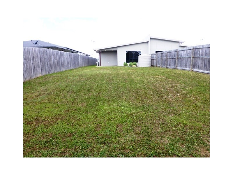 2/42 Eileen Street, Walkerston QLD 4751