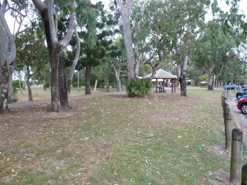 138 Waverley Street, Bucasia QLD 4750