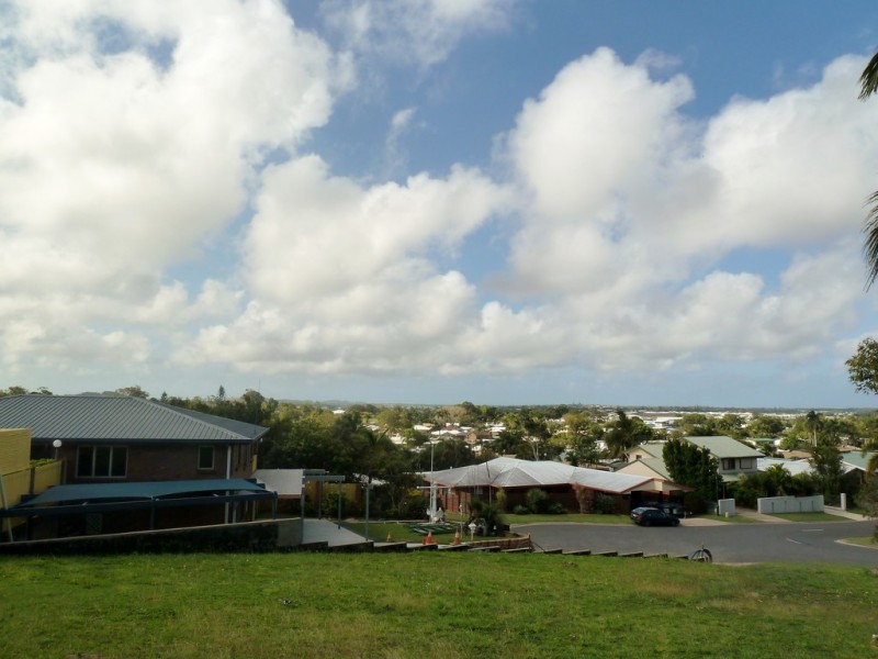 11 Outlook Crecent, Mount Pleasant QLD 4740