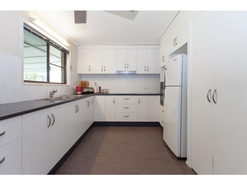 14 Cavanagh Drive, Blacks Beach QLD 4740