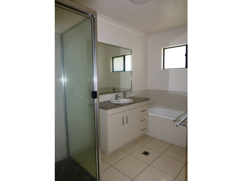 33 Corella Way (Dunes Estate), Blacks Beach QLD 4740