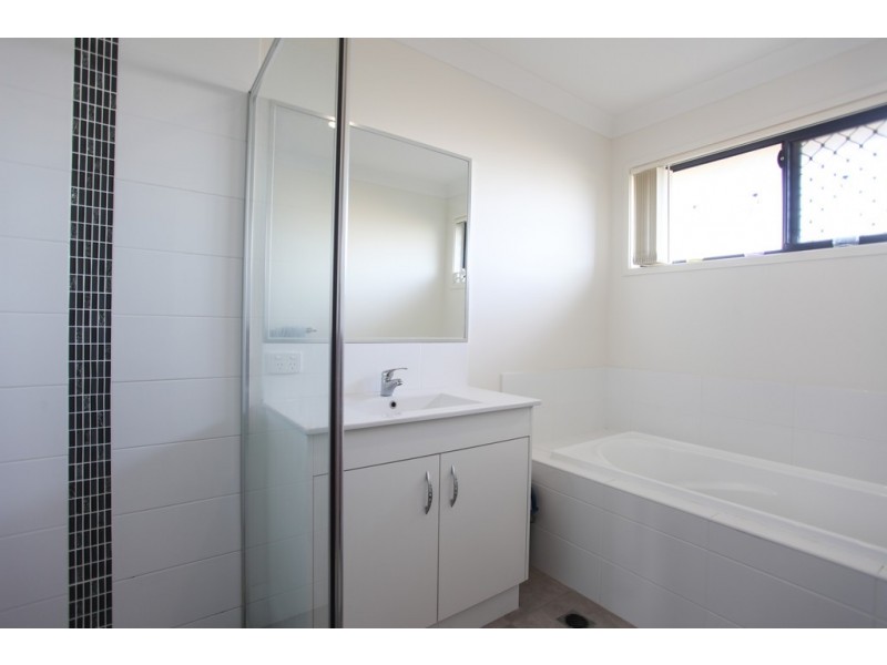 3 Williamtown Crt, Bucasia QLD 4750