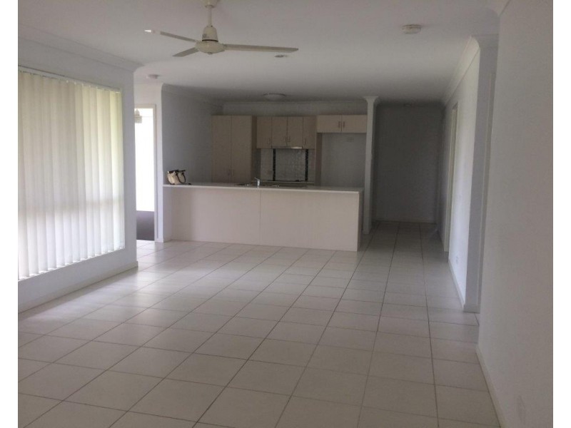 79 Montgomery Street, Rural View QLD 4740