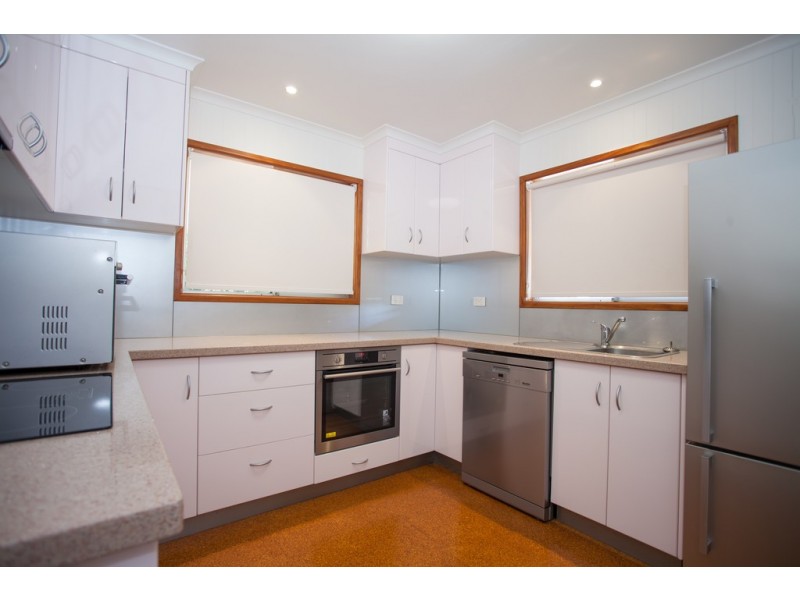 32 Barnfield Drive, Andergrove QLD 4740
